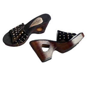 Dezario Gold Studded Patent Leather Wedges - 39